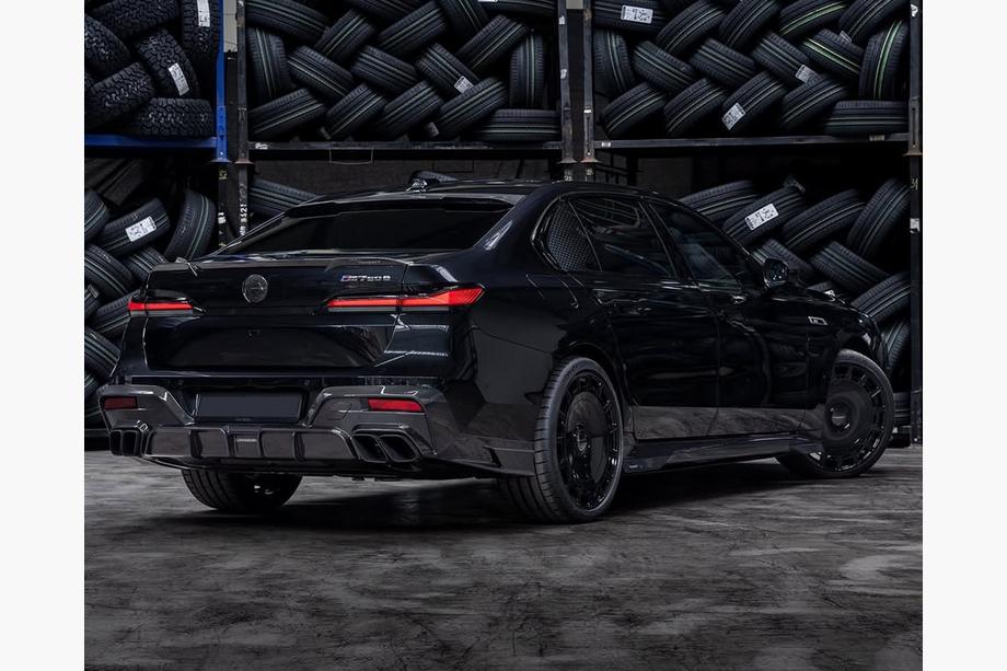 BMW 7 Series G70/G71 2022- Bodykit MNSR-Style Carbon Foto 7