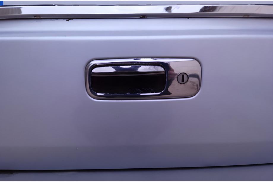 Volkswagen Caddy 2004-2010 Kofferraumgriff Abdeckung Edelstahl Carmos - Türkischer Edelstahl Image