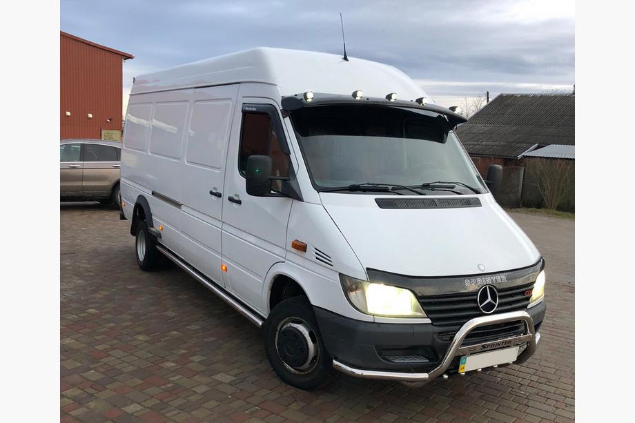 Mercedes Sprinter W901/902/903/904/905 1995–2006 Frontschutzbügel Exclusive (Edelstahl) 2000-2006 Foto 3