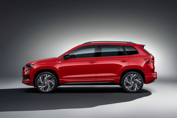 Aktualisierter Skoda Karoq: Stil und Technologie für Stadt und Reise Foto 4