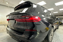 BMW X7 G07 2019- Heckscheiben Spoiler V2 (Schwarz Glanz) Foto 3
