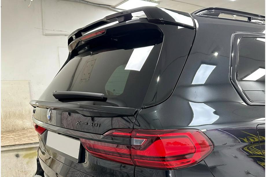 BMW X7 G07 2019- Heckscheiben Spoiler V2 (Schwarz Glanz) Image