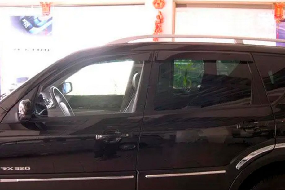 SsangYong Rexton I 2001-2017 Windabweiser 2008-2013 (4 Stk, HIC) Image