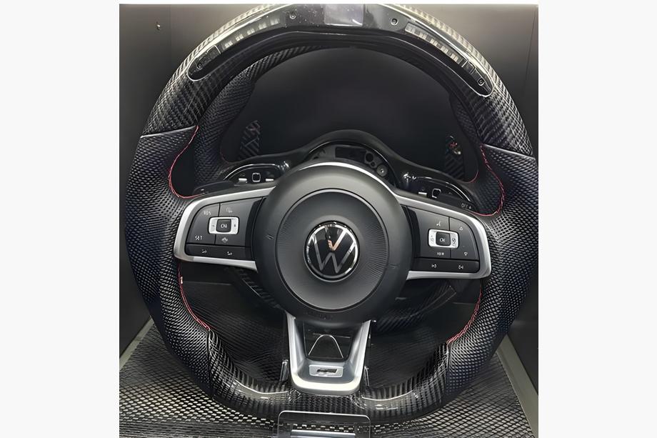 Volkswagen Polo 2017- Lenkrad (Carbon + LED) Image