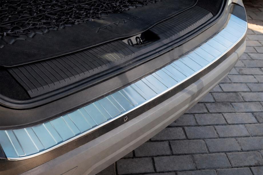 Nissan X-trail T33/Rogue 2022- Carmos Ladekantenschutz für Heckstoßstange (für e-Power, Edelstahl, matt) Foto 7