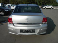 Opel Astra H 2004-2013 Hintere untere Abdeckung Sedan (grundiert zum Lackieren) Foto 3