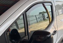 Peugeot Partner/Rifter 2019- Einschub-Windabweiser Niken Luxury (2 Stk) Foto 1
