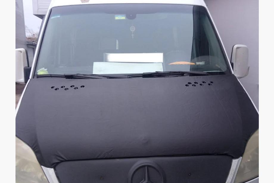 Mercedes Sprinter W906 2006–2018 Motorhaubenschutz 2006-2013 (Kunstleder) Image