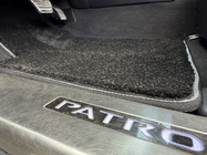 Nissan Armada 2016-2024 Textil Fußmatten Deluxe (3 Reihen, Schwarz) Foto 6