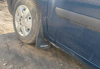 Renault Kangoo 2008–2020 Vordere Schmutzfänger Türkei (2 Stk) Foto 1
