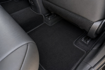 Toyota Rav 4 2019–2025 Textil Fußmatten Deluxe (Schwarz) Foto 4