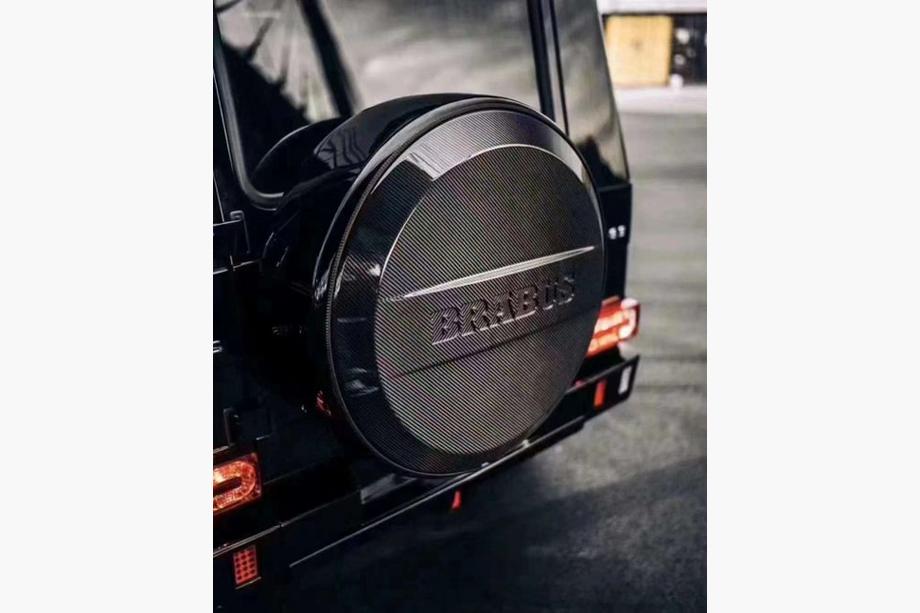 Mercedes G class W463 2018-2024 Reserveradabdeckung BRB-Style (Carbon) Foto 1