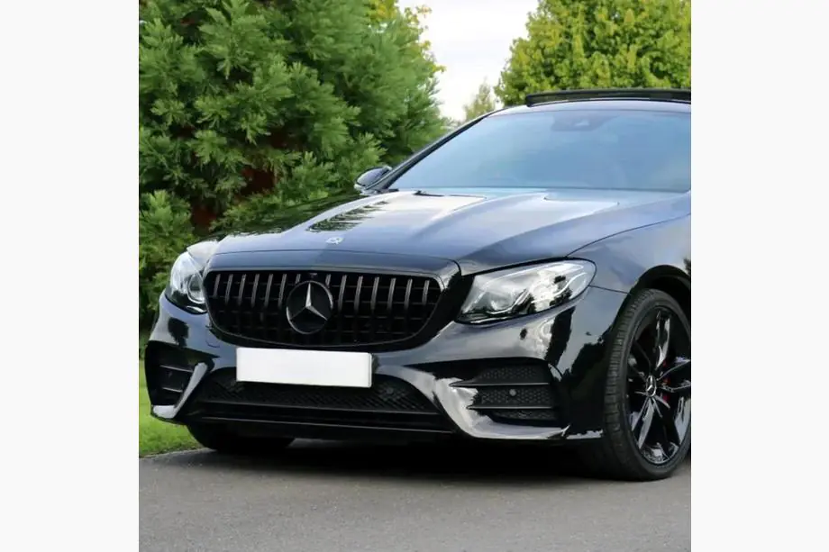 Mercedes E-class coupe C238 2016-2024 Frontgrill GT Panamericana Schwarz (für Avantgarde/AMG-Line/E43 AMG/E53 AMG 2016-2020) Image