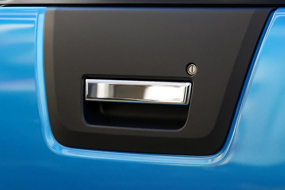 Suzuki Equator 2009- Kofferraumgriff Abdeckung Edelstahl Image