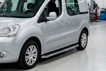 Peugeot Partner Tepee 2008-2018 Trittbretter Maydos V1 (2 Stk., Aluminium & Edelstahl) Foto 1