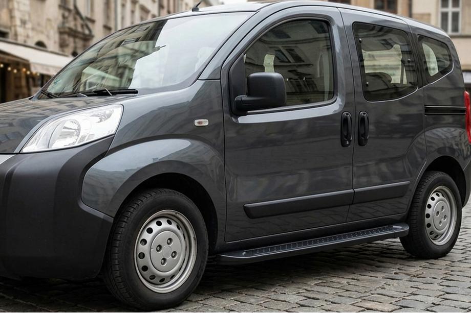 Citroen Nemo 2007-2017 Trittbretter Allmond Black (2 Stk., Aluminium) Image