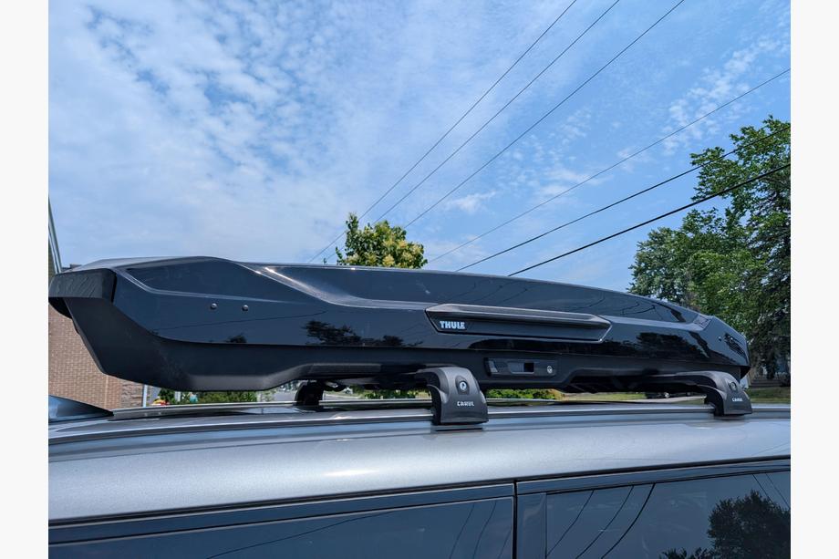 KIA EV9 Querträger für integrierte Dachreling mit Schlüssel Ecem V2 (2 Stk) bis 120 cm, Schwarz Foto 16