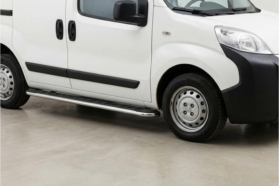 Fiat Fiorino/Qubo 2008-2024 Trittbretter Maydos V1 (2 Stk., Aluminium & Edelstahl) Image