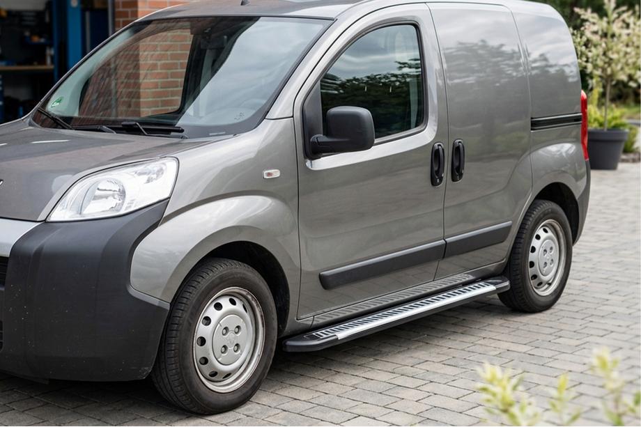 Peugeot Bipper 2008-2017 Seitenschweller Line (2 Stk., Aluminium) Image