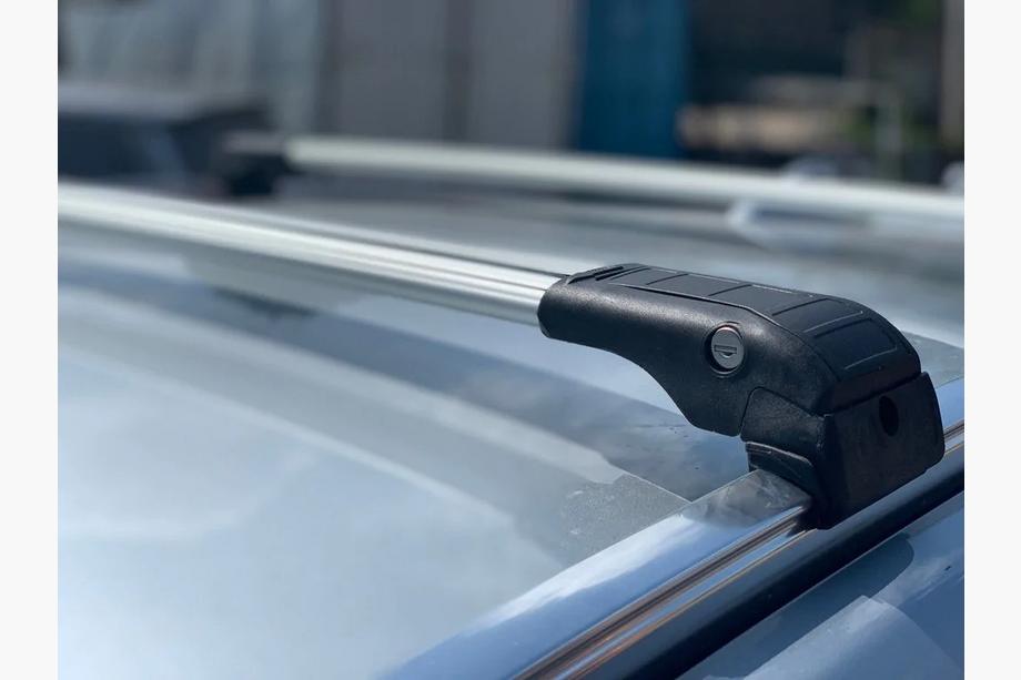 Peugeot Partner/Rifter 2019- Dachträger (Querträger) für integrierte Reling Wingbar V2 (2 Stk) Grau Foto 3