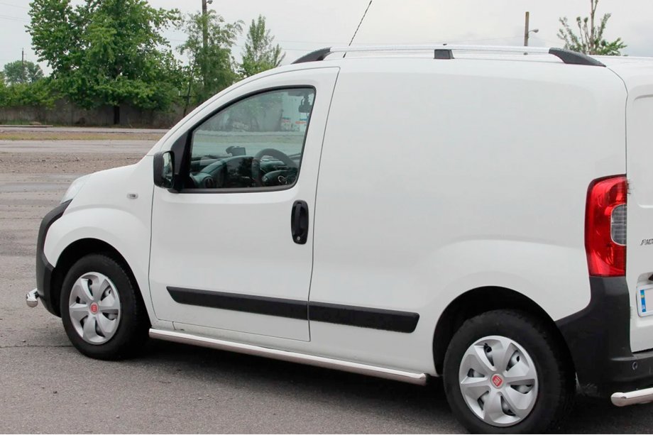Fiat Fiorino/Qubo 2008-2024 Seitliche Rohre Ø60 (2 Stk., Edelstahl) Image