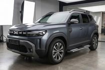 Renault Duster 2024- Seitenschweller Tayga Grey V2 (2 Stk., Aluminium) Foto 1