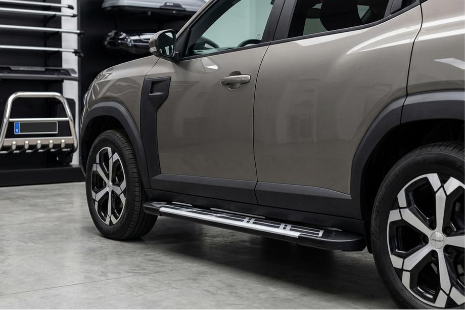 Renault Duster 2024- Seitenschweller Sunrise (2 Stk., Aluminium) Image