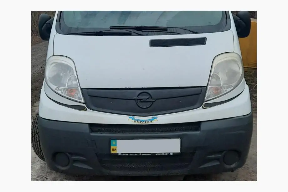 Opel Vivaro 2001–2015 Winterabdeckung für Kühlergrill 2007-2015 (V1, oben) Image