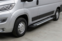 Citroen Jumper 2007-2025 Seitenschweller Line (2 Stk., Aluminium) Foto 1