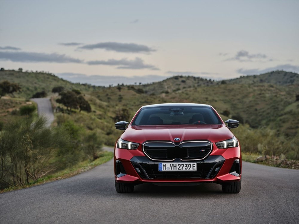 Testbericht zur Kompressorlimousine BMW i5 M60