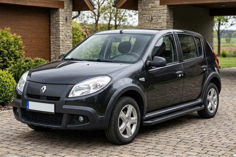 Dacia Sandero 2007-2013 Trittbretter Allmond Black (2 Stk., Aluminium) Image