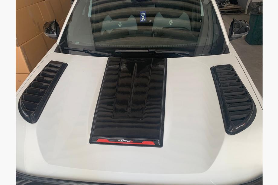 Renault Duster 2024- Motorhaubenabdeckung Eurocap (2 Stk, ABS) Image