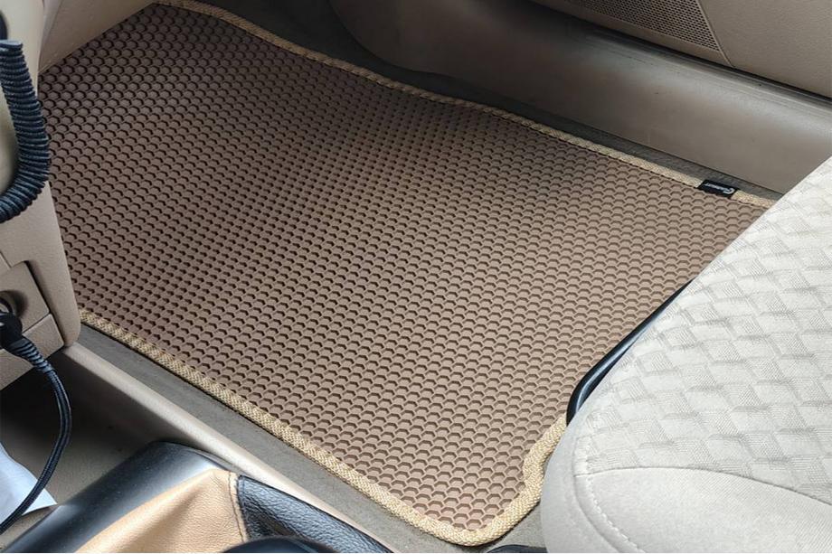 Chevrolet Aveo T250 2005-2011 Gummimatten Carsuit (Beige) Foto 2
