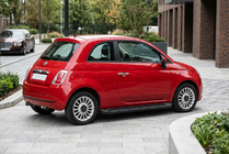 Fiat 500/500L 2013-2022 Trittbretter Allmond Black (2 Stk., Aluminium) Foto 1