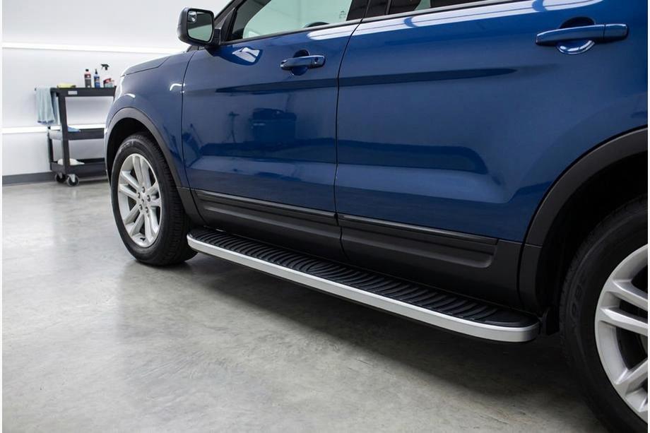 Ford Explorer 2011-2019 Seitenschweller Tayga Grey (2 Stk., Aluminium) Image