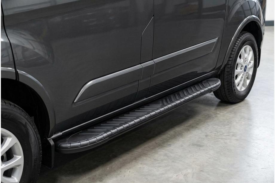 Ford Custom 2013-2022 Seitenschweller Bosphorus Black (2 Stk., Aluminium) Image