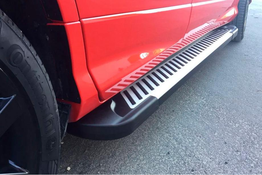 Ford Kuga/Escape 2013-2019 Seitenschweller Line (2 Stk., Aluminium) Mit Zierleisten an den Türen Foto 11