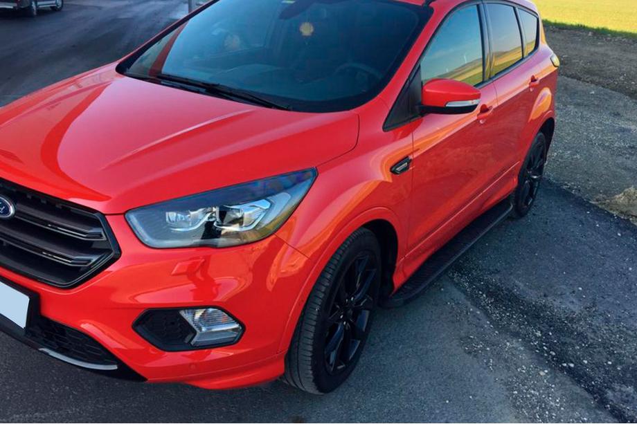 Ford Kuga/Escape 2013-2019 Seitenschweller Bosphorus Black (2 Stk., Aluminium) Image