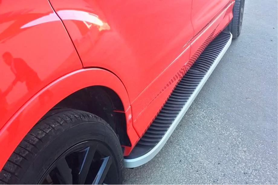Ford Kuga/Escape 2013-2019 Seitenschweller Tayga Grey (2 Stk., Aluminium) Mit Zierleisten an den Türen Foto 6