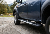 Ford Ranger 2007-2011 Seitenschweller Line (2 Stk., Aluminium) Foto 1