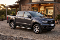 Ford Ranger 2011–2022 Trittbretter Maydos V1 (2 Stk., Edelstahl) Foto 1