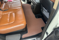 Toyota Land Cruiser 200 2007-2021 Gummimatten Carsuit (2007-2012, braun) Foto 4