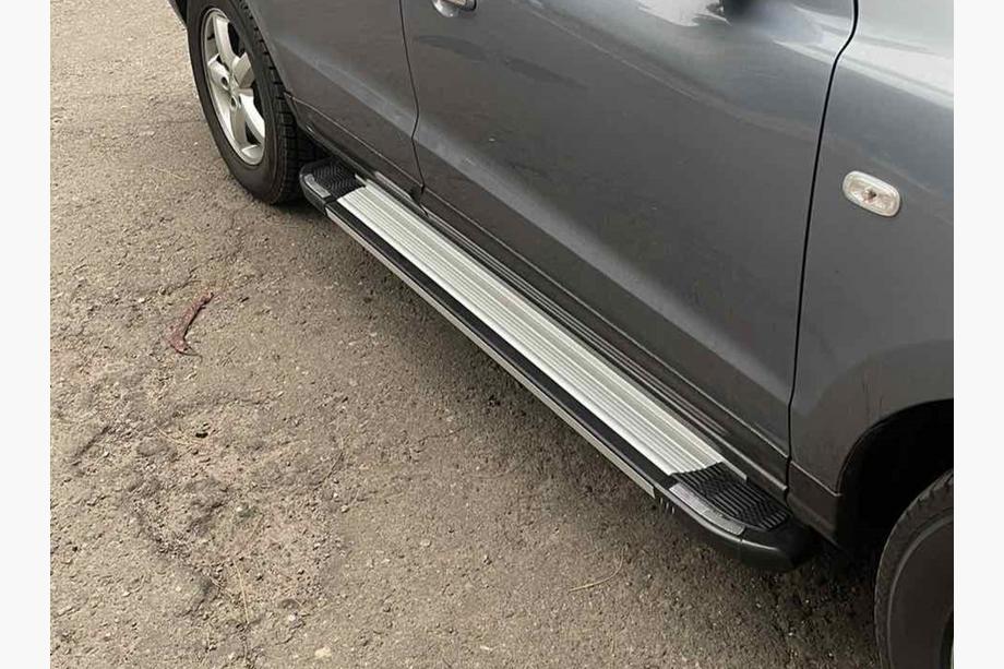 Hyundai Santa Fe 1 2000-2006 Trittbretter Rainbow (2 Stk., Aluminium) Image