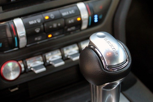 So verlängern Sie die Lebensdauer eines Automatikgetriebes: einfache Regeln für die Haltbarkeit