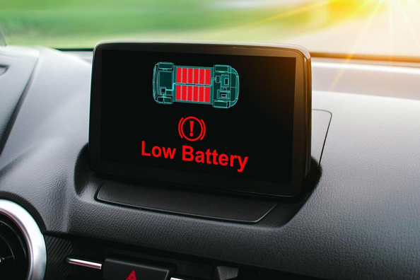 Die Gefahr einer Tiefentladung: Warum ist sie schädlich für die Batterie eines Elektrofahrzeugs? Foto 1