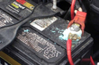 Was tun, wenn die Batterieklemmen korrodiert sind? Foto 1