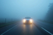 Wie sollten Autofahrer bei dichtem Nebel auf der Straße handeln? Foto 1