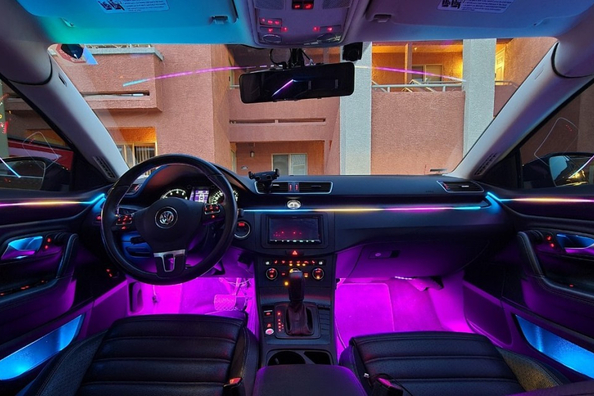Kann man in ein älteres Auto Ambientebeleuchtung nachrüsten?