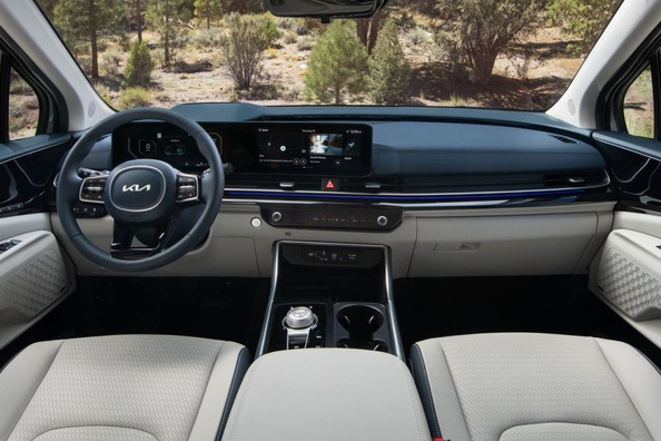 Kia Carnival 2024 Test: Technische Daten, Ausstattung, Fotos Foto 4