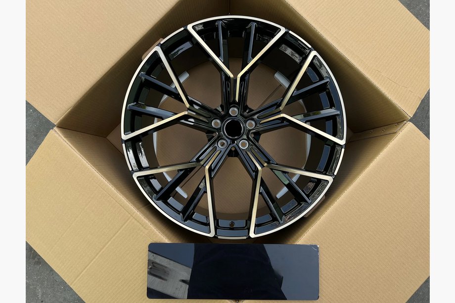 BMW 7 Series G11/G12 2015-2022 Geschmiedete OEM Felgen R24 (4 Stk) Image